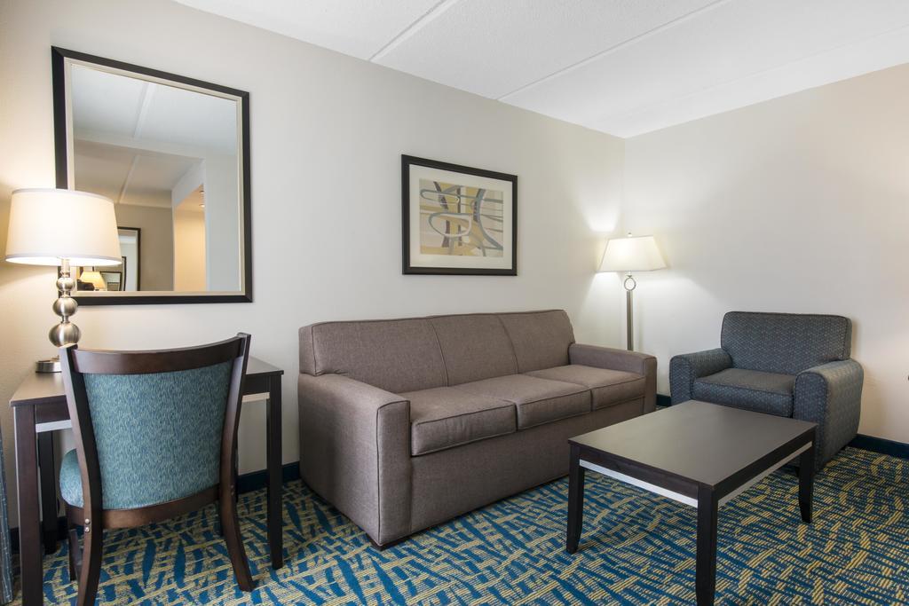 Holiday Inn Savannah South - I-95 Gateway By Ihg Georgetown Exterior foto